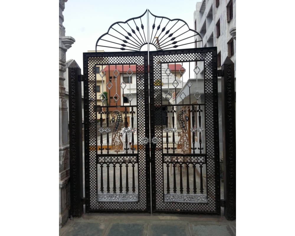 Gate